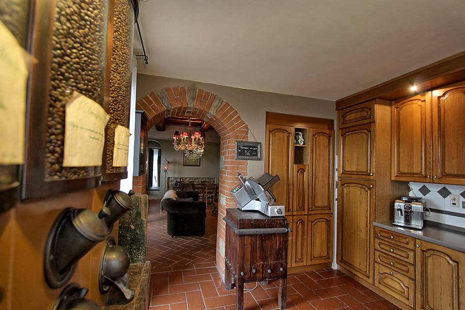 Villa,colline,pistoiesi,diapashome,real,estate,immobiliare,fortedeimarmi,miami_kitchen2